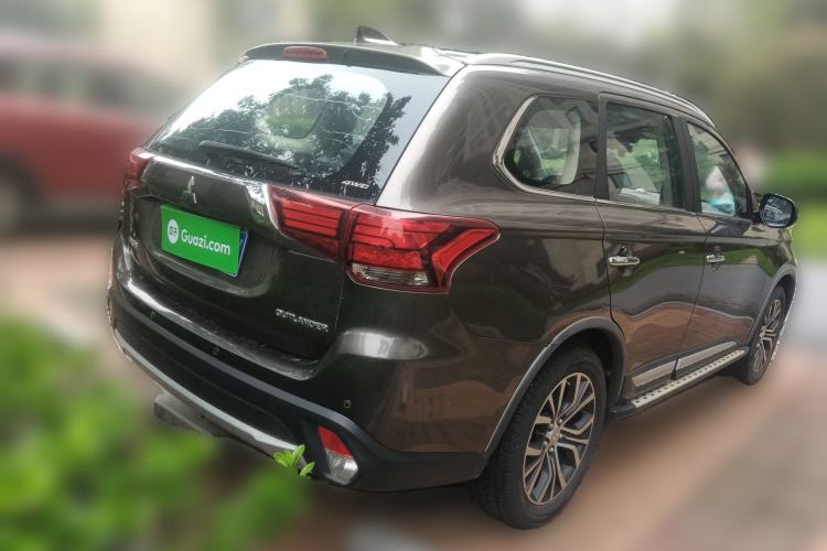 Used Mitsubishi Outlander 2016 2.4L 4x4 Elite Edition 5 Seats
