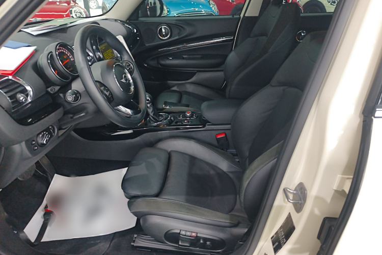 Used MINI Clubman 2016 Revised Version 1.5T COOPER Connoisseur Edition