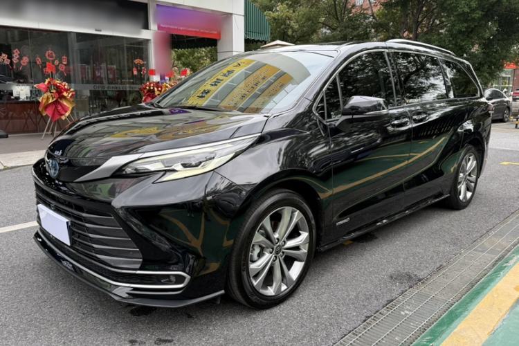 Used Toyota SIENNA 2023 2.5L Hybrid Deluxe Edition Guazi used car, China used car export, Used car for sale, Used cars, Cheapest cars for sale
