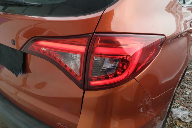 Used BYD Song 2016 GaiShi Edition 1.5TID Automatic Elite Model
