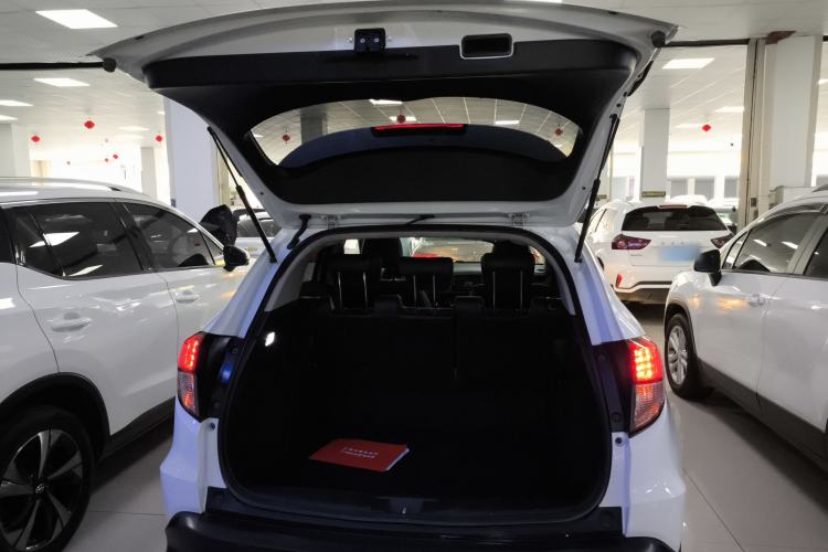 Used Honda Vezel 2020 1.5L CVT Pioneer Edition
