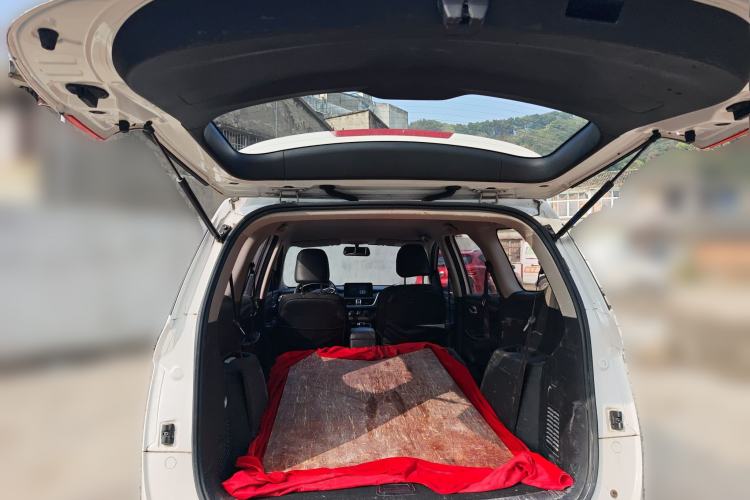 Used Baojun 730 2019 1.5T CVT Fashion Model 7 Seats China VI Emission Standard
