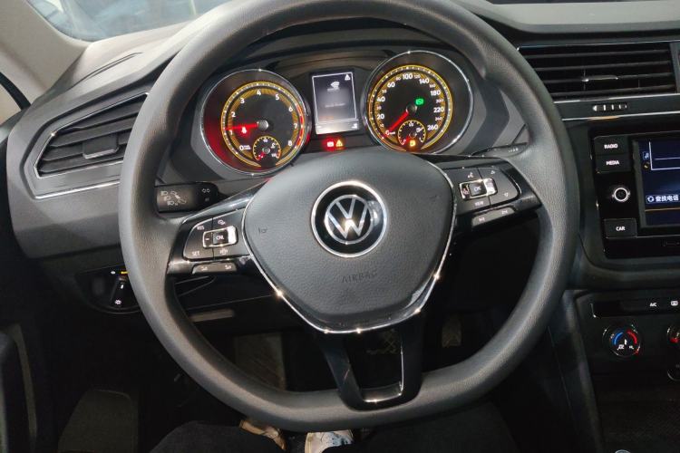 Used Volkswagen Tiguan L 2021 330TSI Automatic Two-Wheel Drive Comfort Edition
