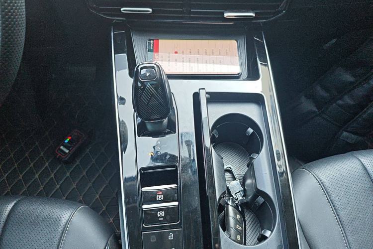 Used Roewe RX5 MAX 2022 1.5T Automatic Youwei Luxury Edition Gear Lever