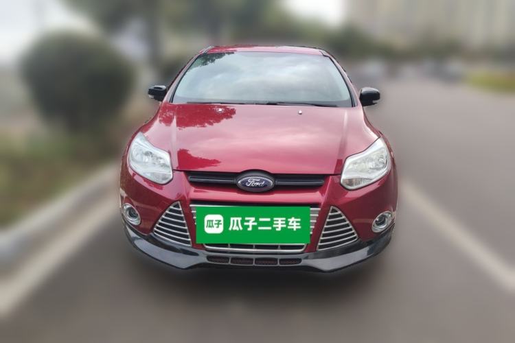 Used Ford Focus 2012 Sedan 1.6L Manual Comfort Model
