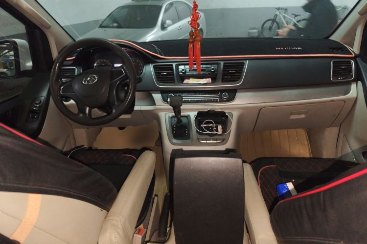 Used SAIC MAXUS G10 2014 2.0T Automatic Elite Edition
