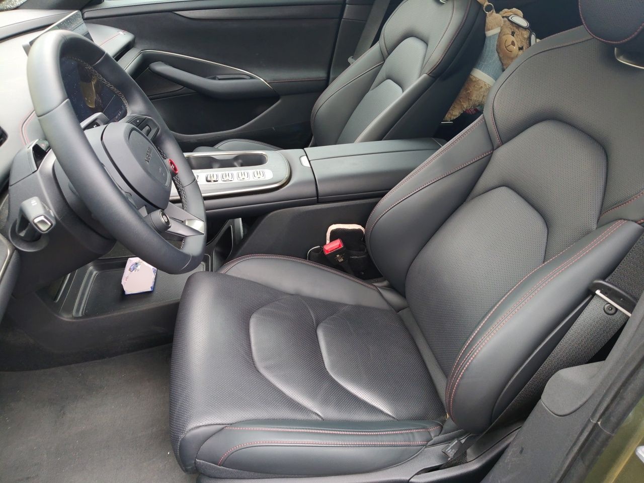 Xiaomi Auto SU7 2024 Four-Wheel Drive Ultra-Long Range Advanced Intelligent Driving Max Edition — снимка 15