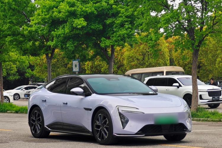 Used Avatr 06 2025 Pro Range-Extended Edition
