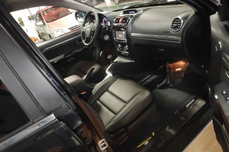 Used Haval H5 Classic 2016 Classic Edition 2.0T Manual Two-Wheel Drive Elite Model
