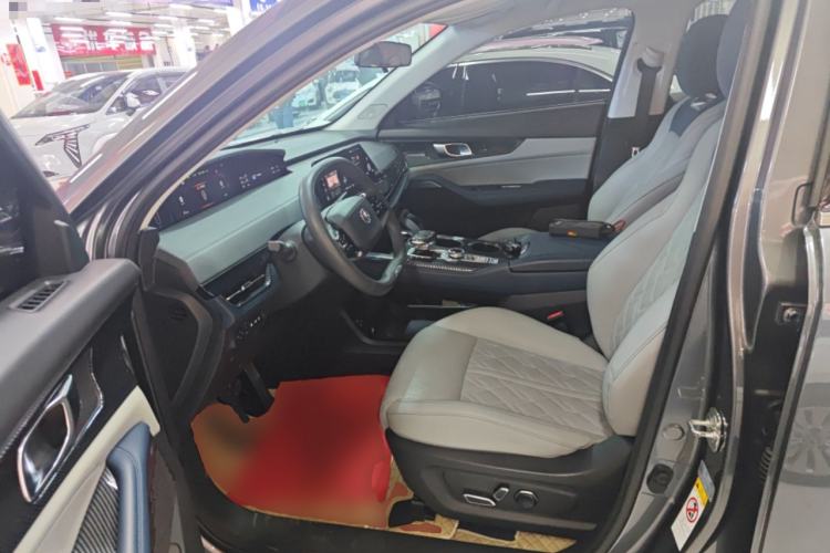 Used CHANGAN UNI-K iDD 2022 Blue Whale iDD 130km 1.5T Excellence Model
