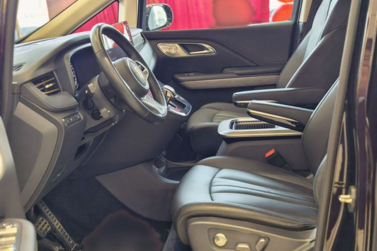 Used Hongqi HQ9 PHEV 2024 2.0T Four-Wheel Drive Business Edition