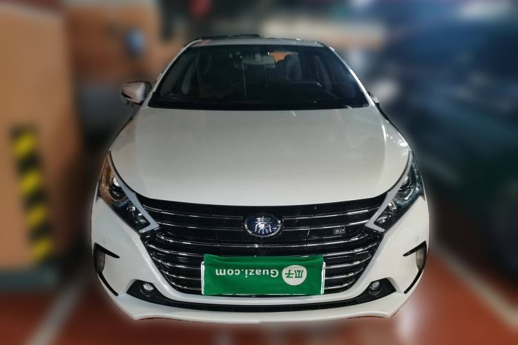 Used BYD Qin New Energy 2018 Qin EV450 Smart Connect Prestige Model

