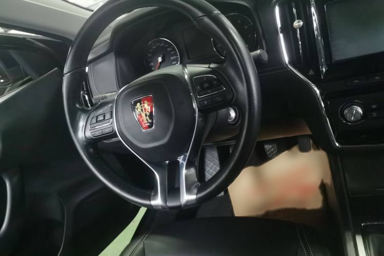 Used Roewe i6 2017 20T Manual Luxury Edition