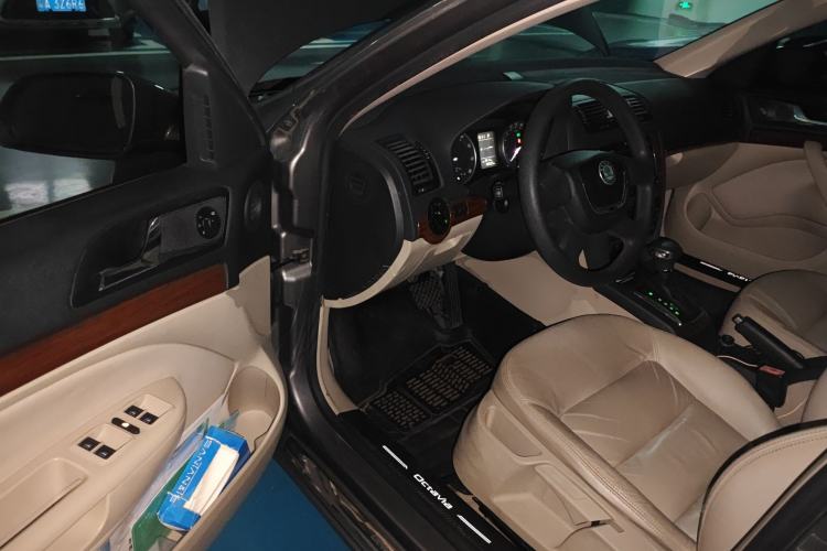 Used Skoda Octavia 2010 1.6L Automatic Yijun Edition Driver Seat