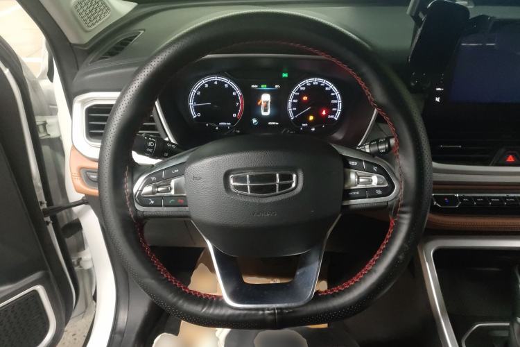 Used Geely Auto Vision X6 2020 1.4T CVT Luxury Edition
