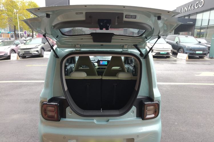 Used Geely Galaxy Panda 2023 Panda Mini 120km Super Cute Bear