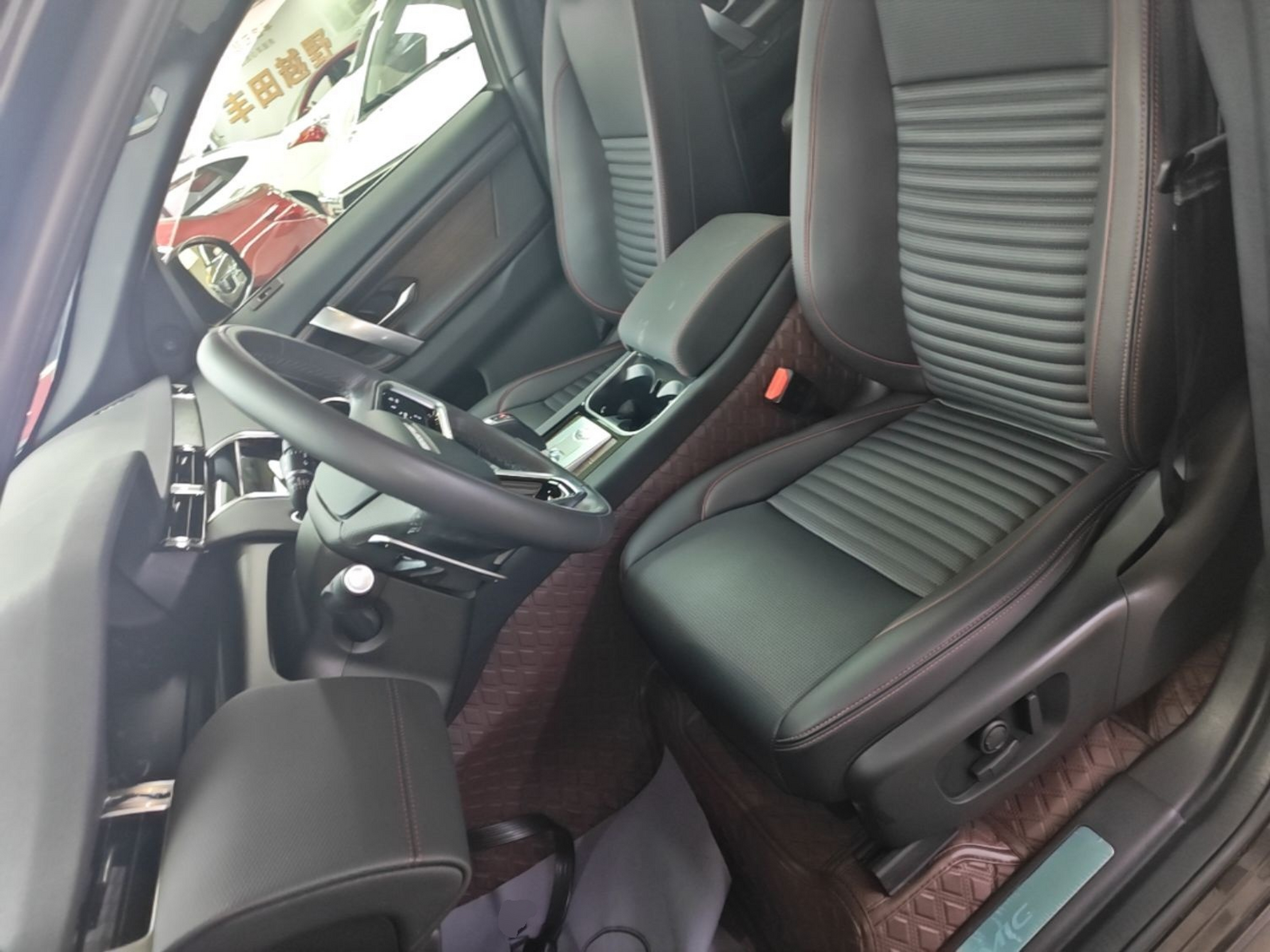 Interior delantero
