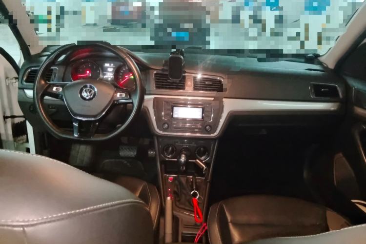 Used Volkswagen Lavida 2017 1.6L Automatic Comfort Edition
