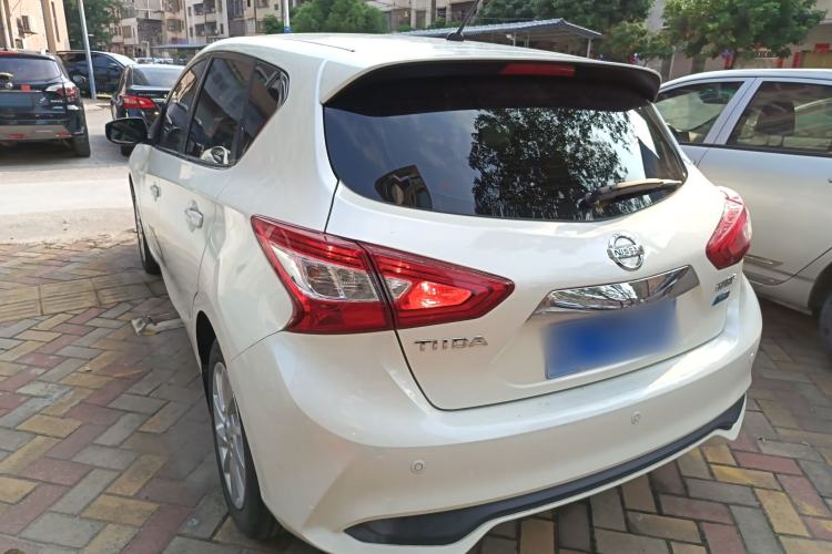 Used Nissan Tiida 2016 1.6L CVT Cool Dynamic Edition
