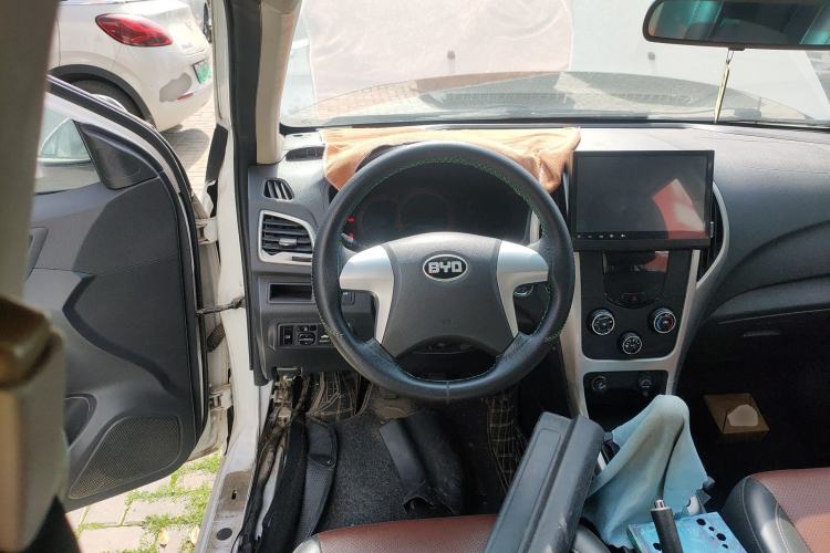 Used BYD F3 2015 Energy-Efficient Model 1.5L Manual Comfort Edition Steering Wheel