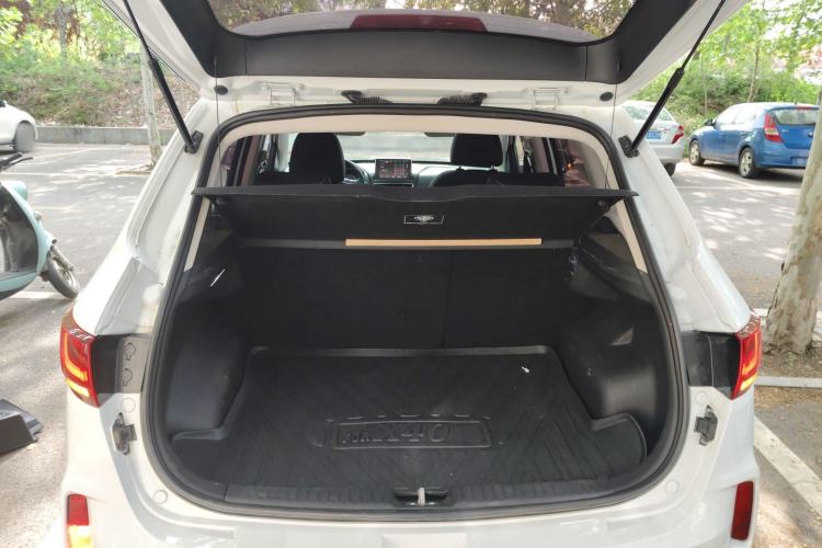 Used Bestune X40 2019 1.6L Automatic Luxury Edition China VI Trunk