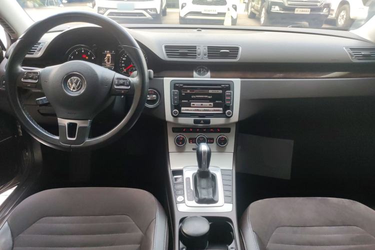 Used Volkswagen Magotan 2012 Travel Edition 2.0 TSI Comfort Version
