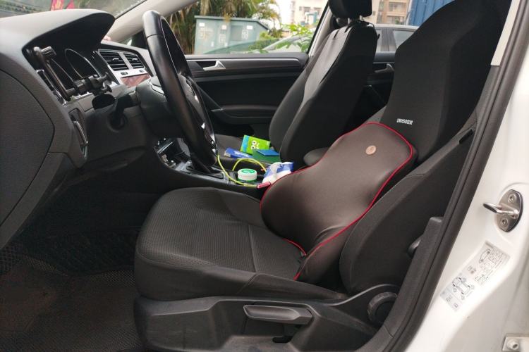 Used Volkswagen Golf 2019 1.8TSI Travel Edition Left Front Seat