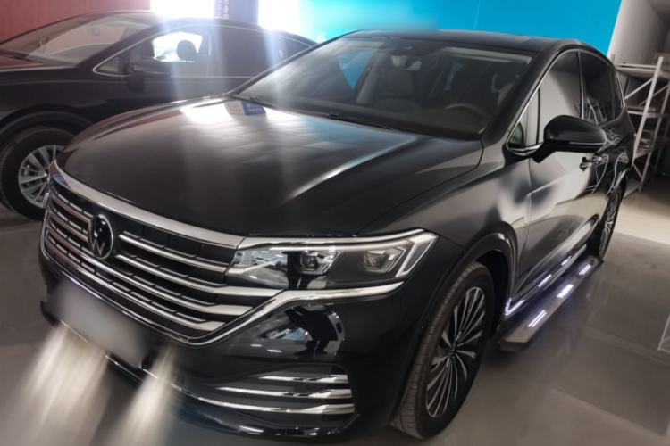 Used Volkswagen Viloran 2024 380TSI Premium Edition