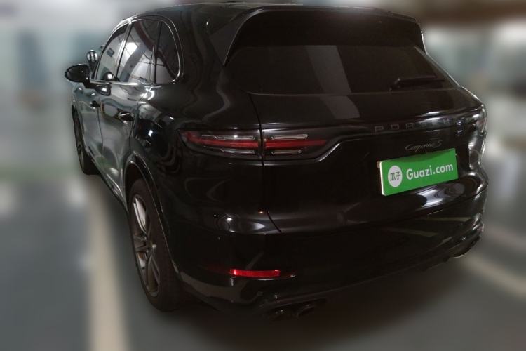 Used Porsche Cayenne 2023 Cayenne S 2.9T Platinum Edition Rear Left 45 Deg