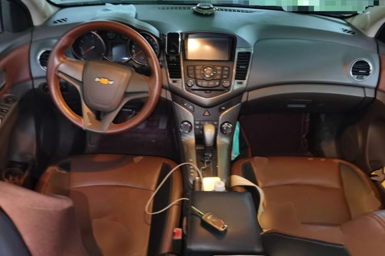 Used Chevrolet Cruze 2015 1.5L Classic SE AT
