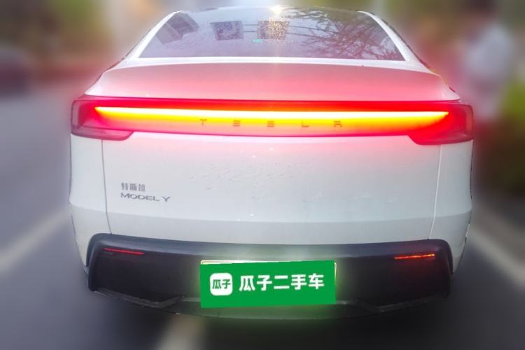 Used Tesla Model Y 2025 Rear-Wheel-Drive Version Rear