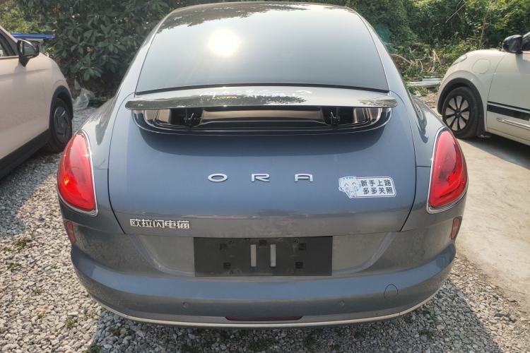 Used ORA Lightning Cat 2022 555 km Luxury Edition Rear