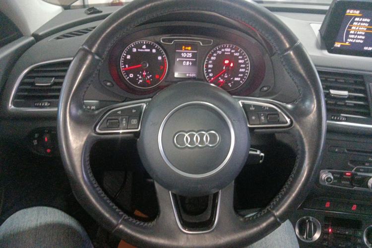 Used Audi Q3 2015 30 TFSI Ambition Edition