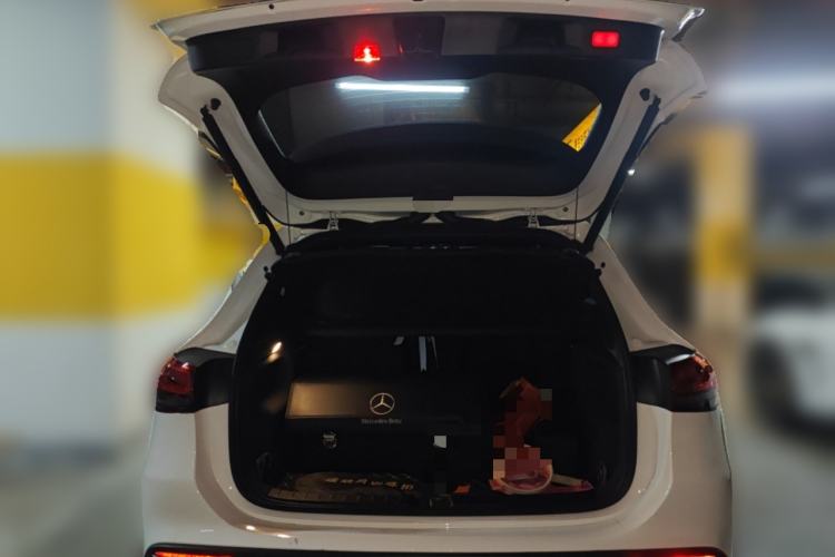 Used Mercedes-Benz GLA 2022 GLA 220 Trunk