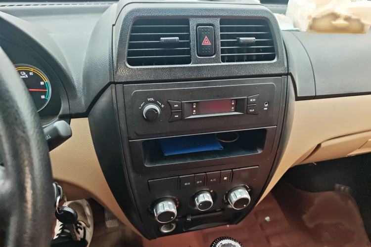 Used Dongfeng Xiaokang EC36 2022 Standard Edition CATL Battery Audio And AC Panel