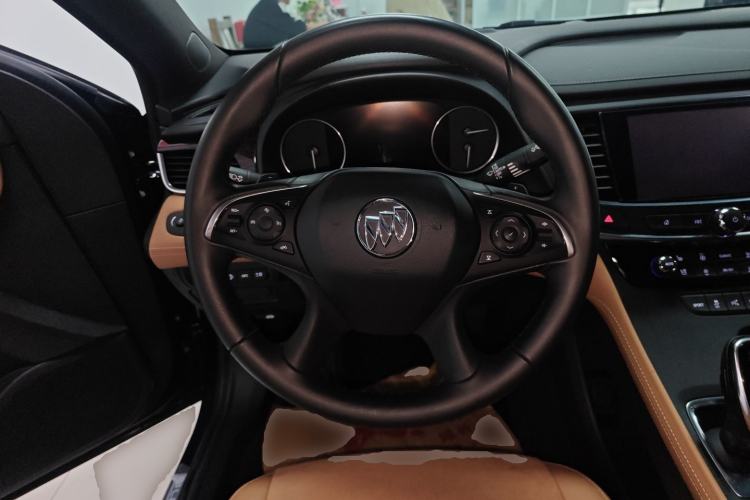 Used Buick LaCrosse 2018 20T Luxury Model
