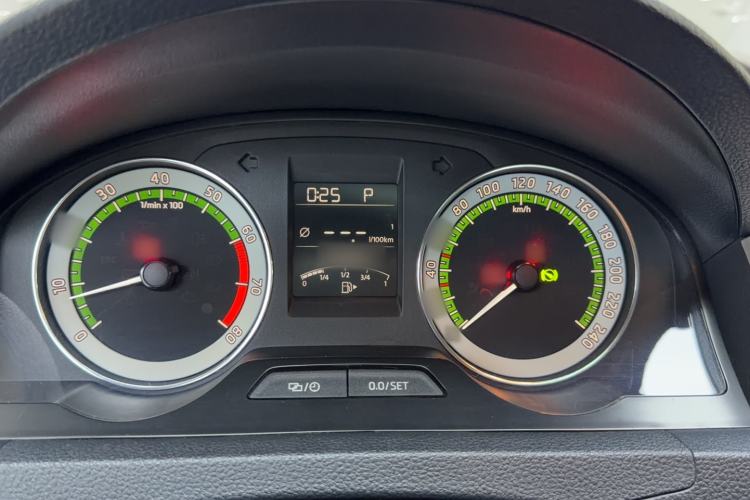 Used Skoda Rapid 2018 1.6L Automatic Comfort Edition Instrument Cluster