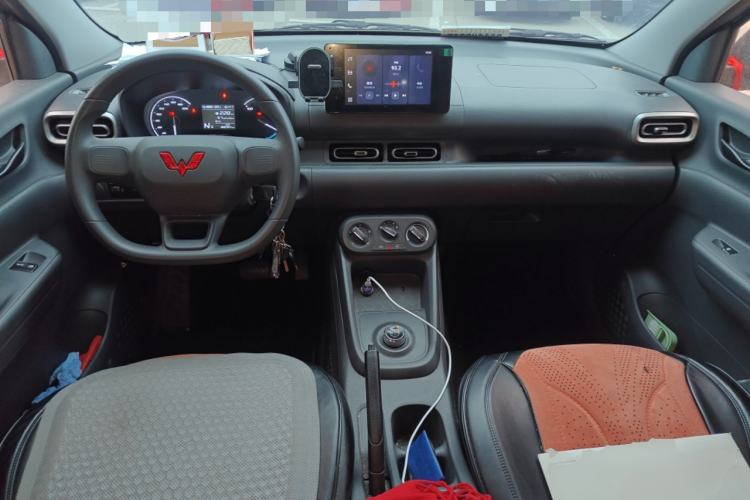 Used Wuling Hongguang New Energy 2024 All-Electric Model 300KM Standard Version