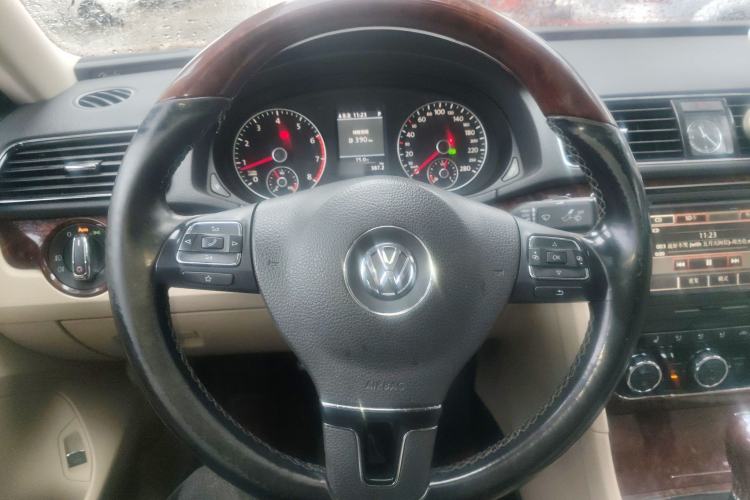 Used Volkswagen Passat 2011 2.0 TSI DSG Ultimate Edition