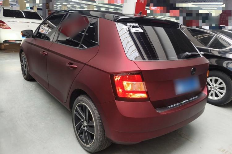 Used Skoda Fabia 2015 1.6L Automatic Sport Edition
