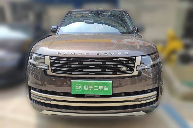 Used Land Rover Range Rover 2023 3.0 L6 360 PS Grand Edition