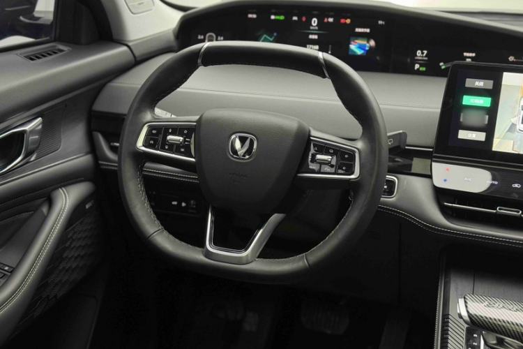 Used Changan UNI-K 2024 2.0T Two-Wheel Drive YueShang Trim