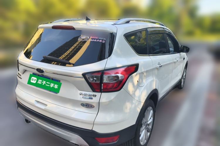 Ford Kuga 2017 EcoBoost 245 Four-Wheel Drive Titanium Edition usata