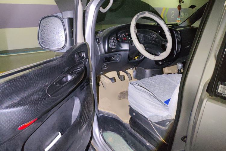 Used JAC Group Refine 2012 1.9T Shuttle Diesel Comfort Version HFC4DB1-2C Driver Seat