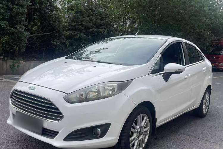 Used Ford Fiesta 2013 Sedan 1.5L Automatic Fashion Edition