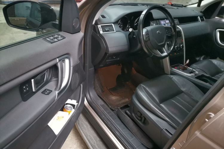 Used Land Rover Discovery Sport 2017 2.0T HSE Driver Seat