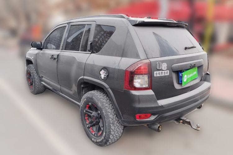Used Jeep Compass 2014 2.4L Four-Wheel Drive Serpentine Collection Edition