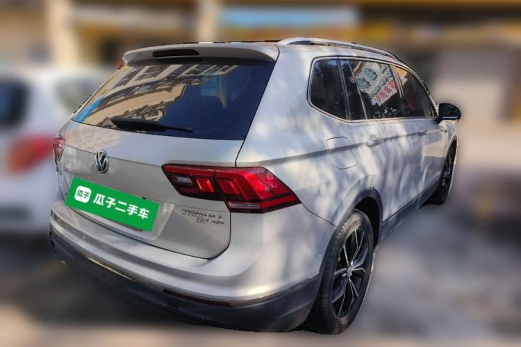 Used Volkswagen Tiguan L 2020 330TSI Automatic Two-Wheel Drive Smart Luxury Edition China VI Standard