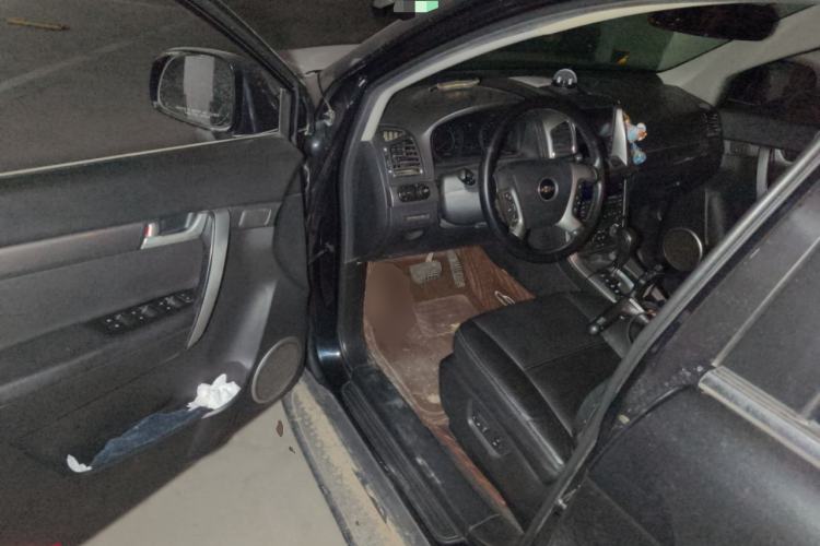 Used Chevrolet Captiva 2011 2.4 AT 7-Seater Luxury Edition