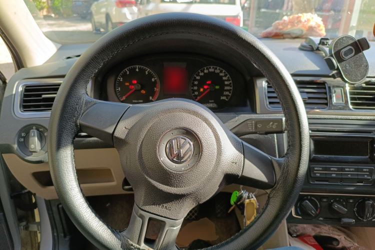 Used Volkswagen Santana 2013 1.6L Automatic Comfort Edition